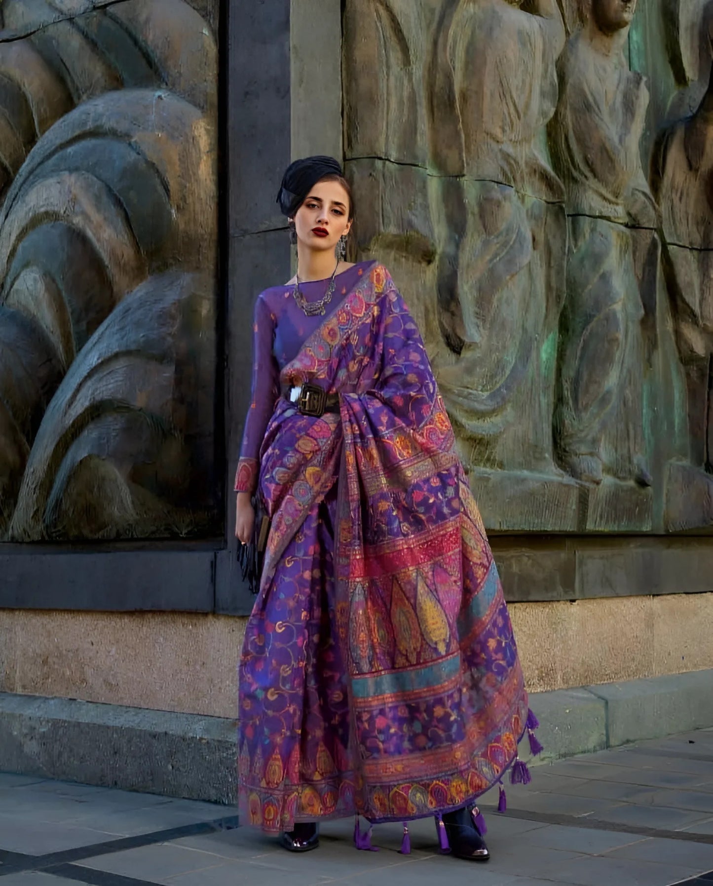 EKKTARA Saree For Women Purple Colour Kashmiri Handloom Weaving Organza Saree With Unstitched Blouse