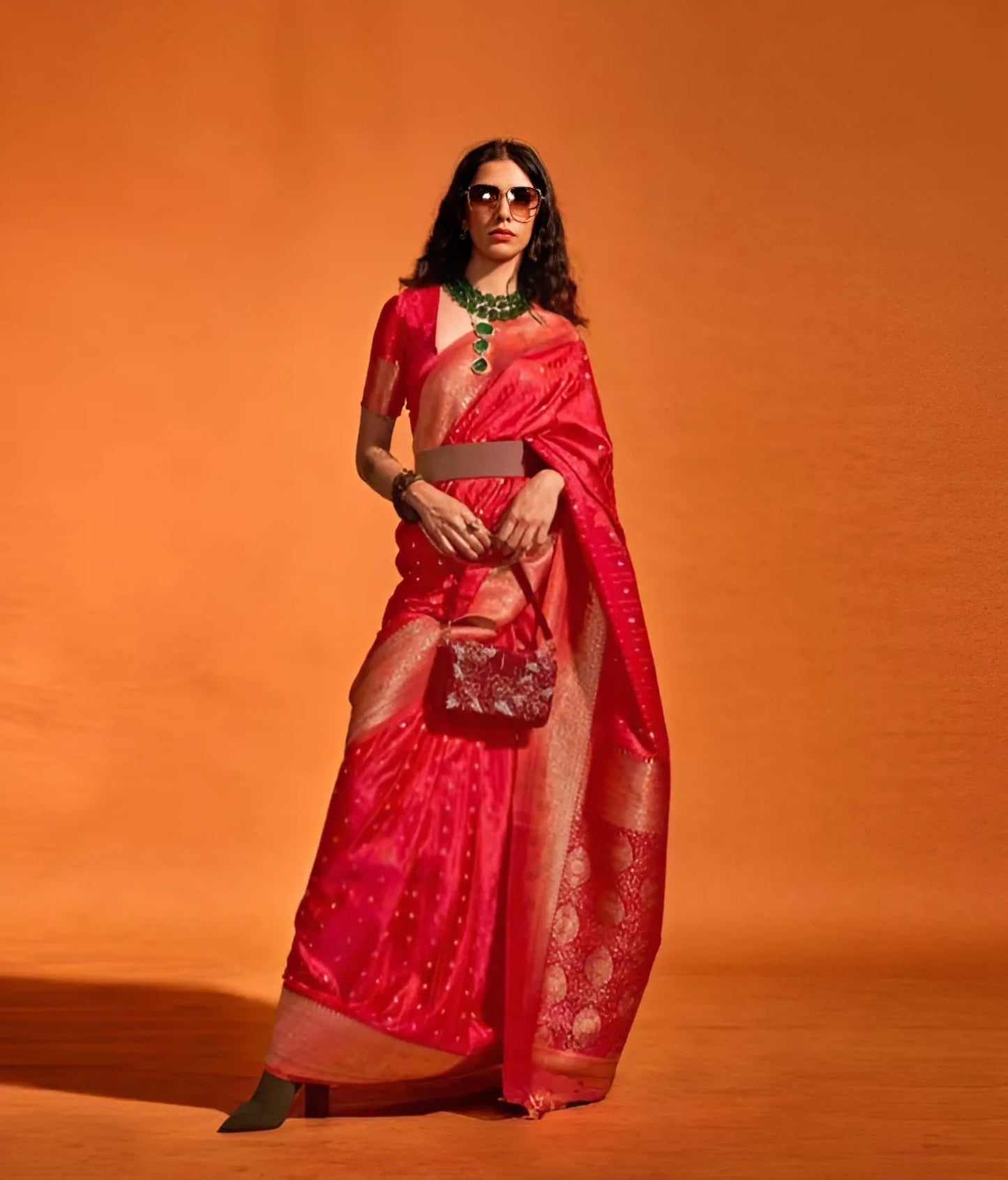 EKKTARA Saree For Women Red Colour Handloom Weaving Silk Saree With Unstitched Blouse