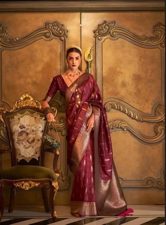 EKKTARA Saree For Women Maroon Silk Satin Handloom Weaving Saree