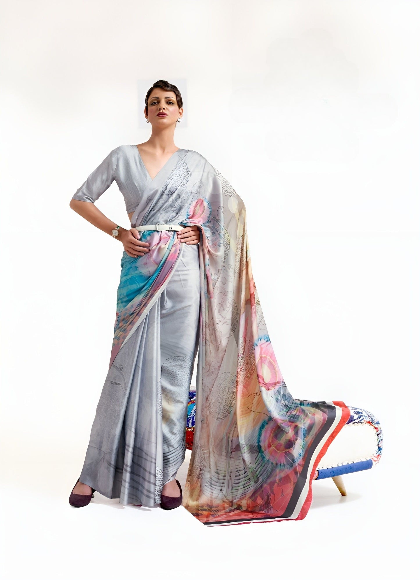 EKKTARA Saree For Women Silver Printed Digital Crepe Georgette Saree