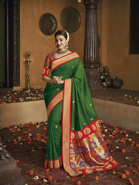 EKKTARA Saree For Women Green Colour Pure Silk Paithani Saree With Unstitched Blouse Celebrity Collection