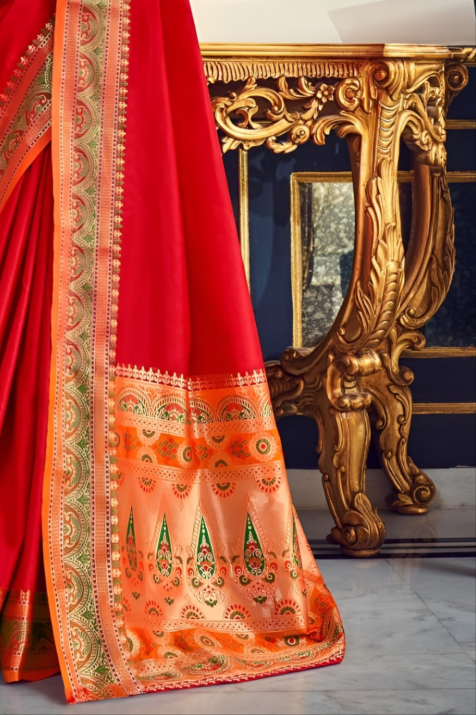 EKKTARA Saree For Women Red Colour Silk Paithani Concept Saree With Unstitched Blouse