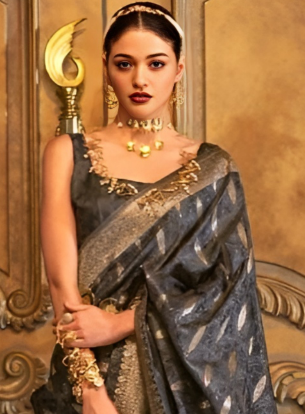 EKKTARA Saree For Women Dark Grey Silk Satin Handloom Weaving Saree