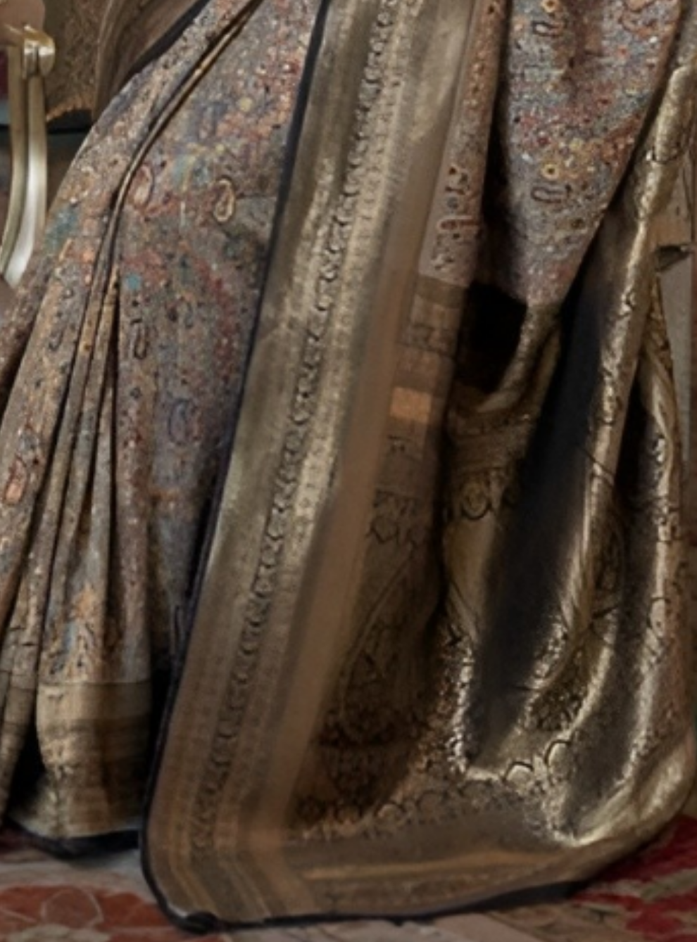 EKKTARA Saree For Women Golden Colour Kashmiri Chaap Handloom Weaving Silk Saree With Unstitched Blouse