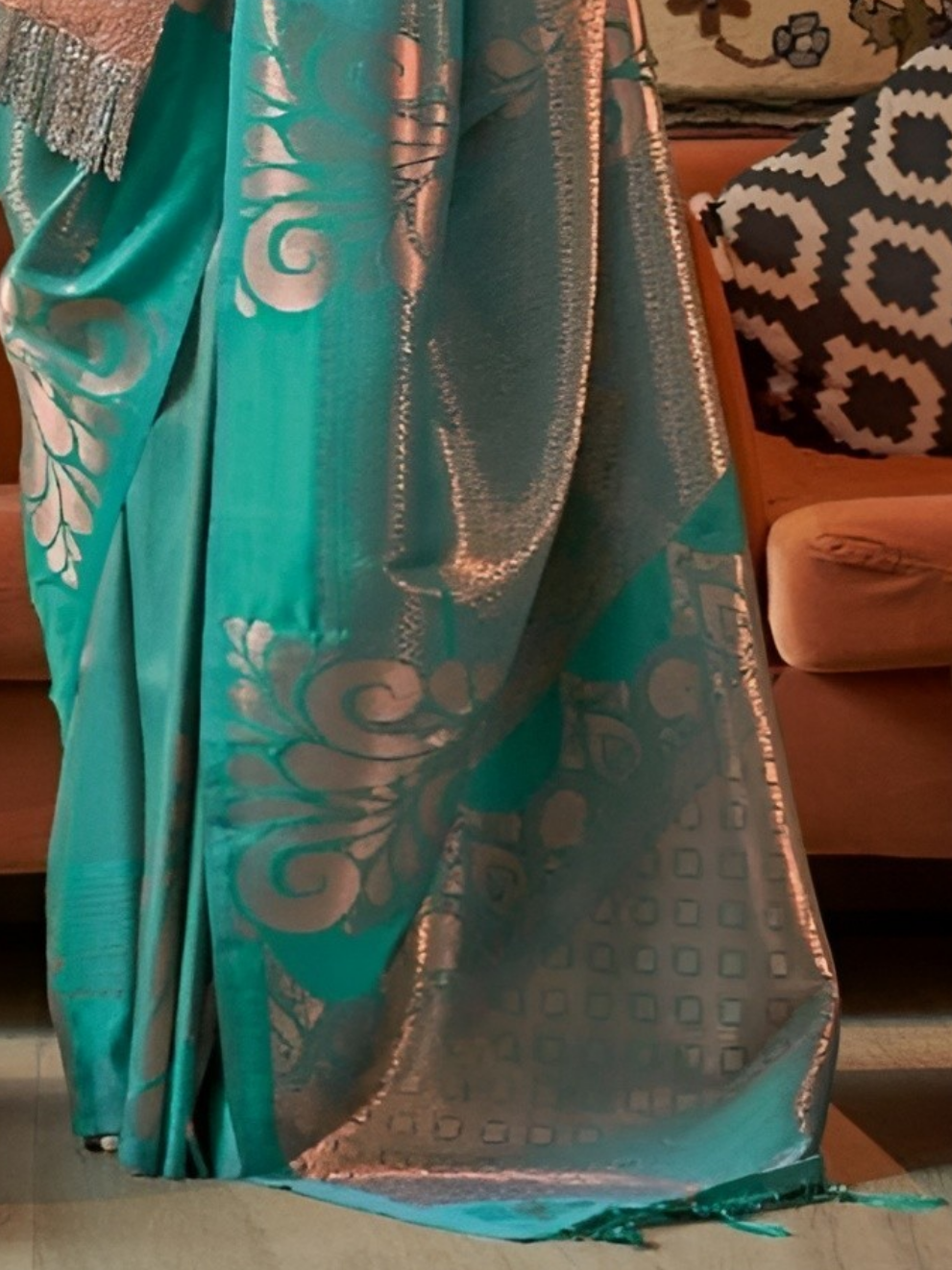 EKKTARA Saree For Women Jungle Green Colour Handloom Zari Silk Weaving Saree